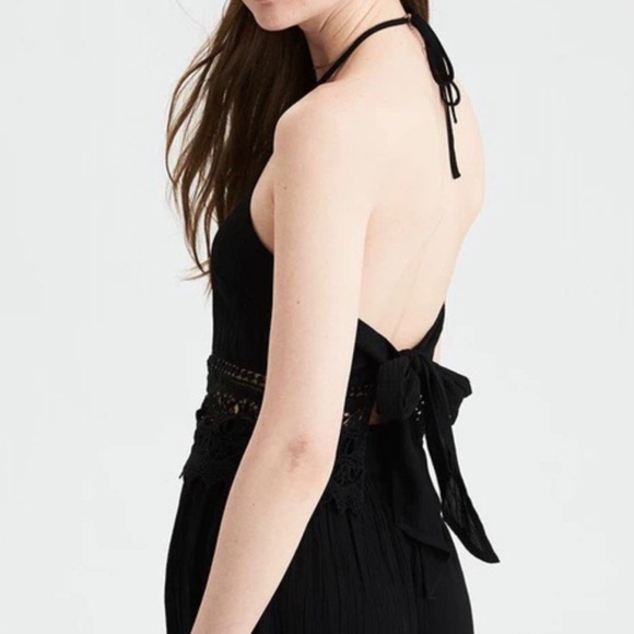 American Eagle Halter Open Back Tie Top - Picture 2 of 15